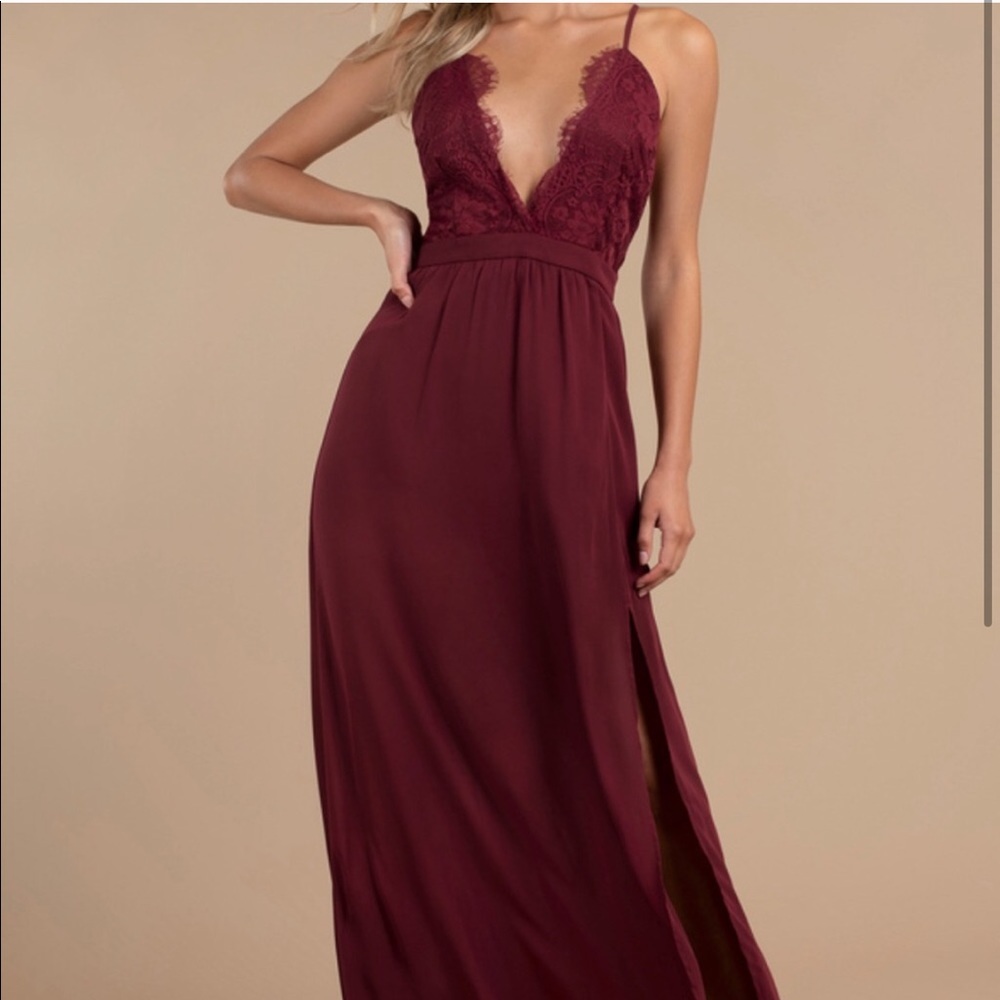 TOBI OPPOSITES ATTRACT WINE MAXI DRESS